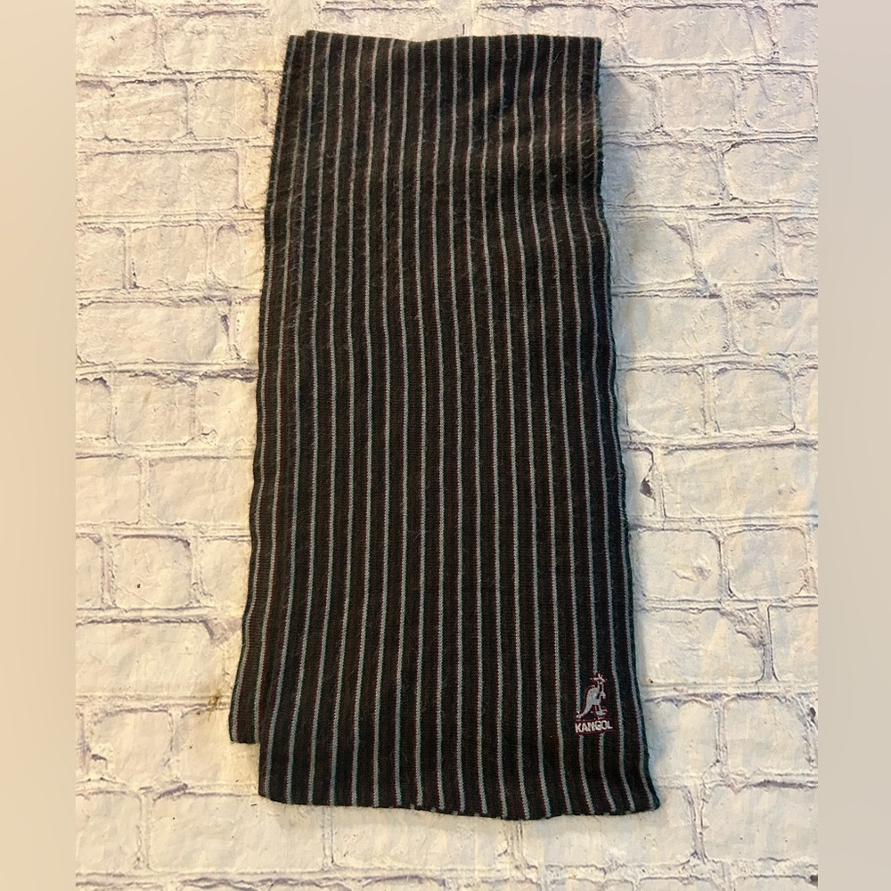 KANGOL MENS MUFFLER GREY/BURGUNDY STRIPED ACRYLIC ONE SIZE SCARF
